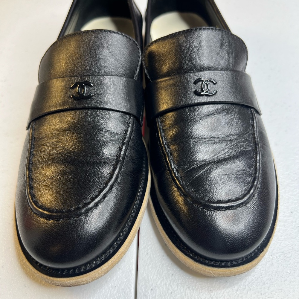 Chanel Loafers Authentic 5.5